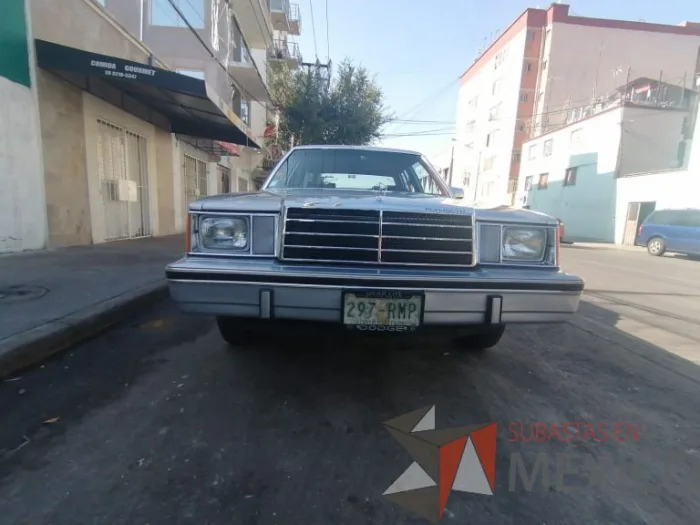 Lote 007 - Chrysler Dart 1982 - Imagen 23