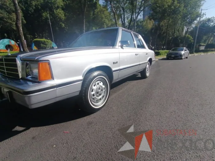 Lote 007 - Chrysler Dart 1982 - Imagen 26