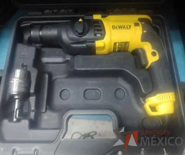 Lote 017 - Taladro Percutor de 1/2" - DEWALT - D25133-B3 - Imagen 2