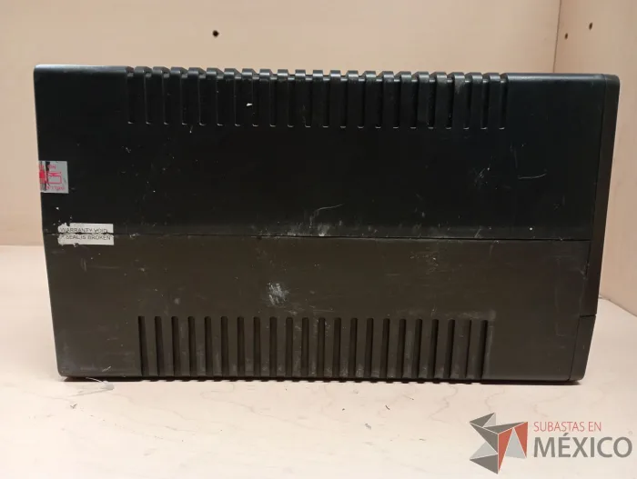 Lote 006 - UPS  APC, Modelo: Back-UPS 1100 - Imagen 3