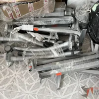 Lote 003 - Lote de accesorios para estación de trabajo y artículos diversos - Imagen 6