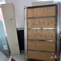Lote 003 - Lote de accesorios para estación de trabajo y artículos diversos - Imagen 4