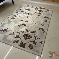 Lote 027 - Alfombra