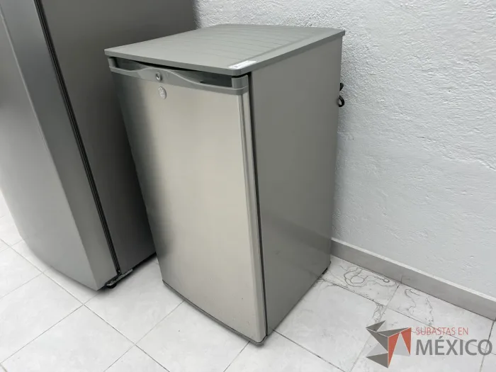 Lote 030 - Frigobar General Electric, Modelo: TA04Y07 - Imagen 3