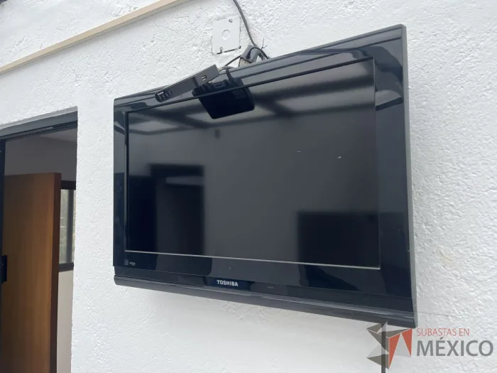 Lote 039 - Pantalla de 26 Pulgada TOSHIBA, Modelo: 26AV502R LCD - Imagen 8