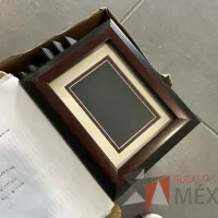 Lote 025 - 5 Marcos de madera 21 cm x 26 cm - Imagen 2
