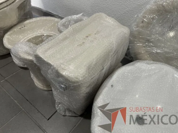 Lote 036 - 7 Artículos para baño - Imagen 7