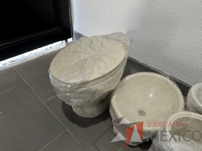 Lote 036 - 7 Artículos para baño - Imagen 6