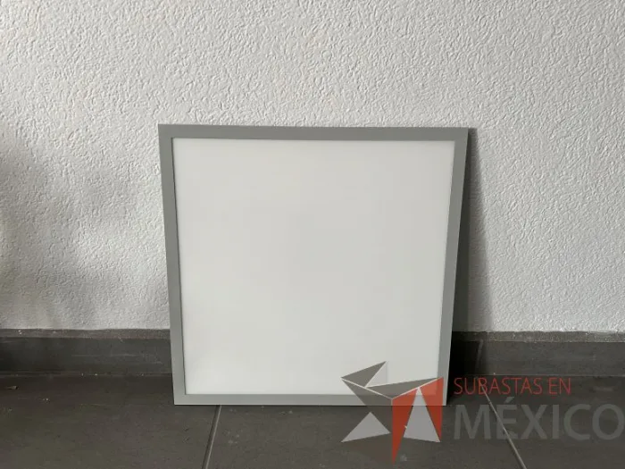Lote 057 - 2 Paneles LED Tecnolite 40PANLED65MVS Nuevos