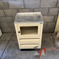 Lote 012 - Gabinete metálico con 1 puerta de vidrio y 2 cajones - Imagen 6