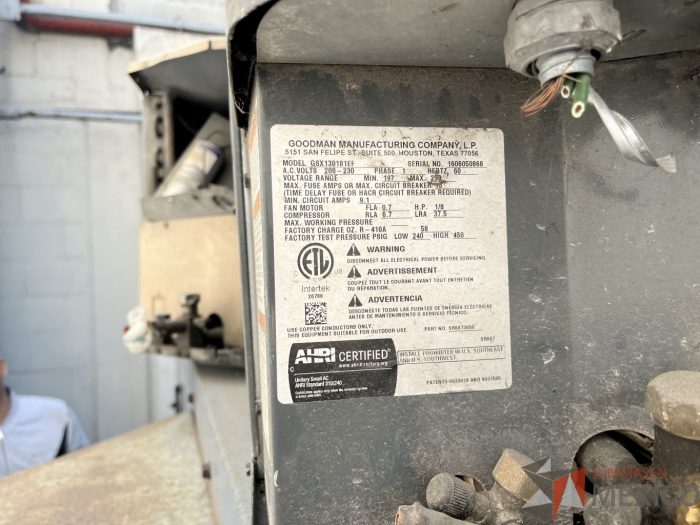 Lote 054 - 5 Unidades Fan Coil y 1 Condensadora - Imagen 7