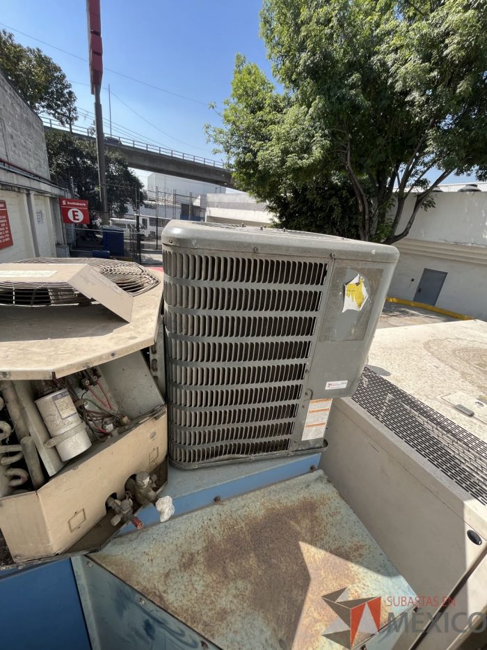 Lote 054 - 5 Unidades Fan Coil y 1 Condensadora - Imagen 9