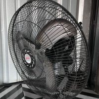 Lote 021 - Ventilador de pared metálico 3 velocidades