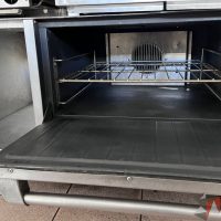 Lote 013 - Estufa 4 quemadores con horno 24" y plancha 24" (una pieza) US Range, Modelo: G.GF U Series - Imagen 2