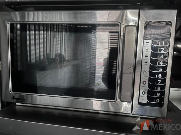 Lote 017 - Horno microondas mediano Amana Commercial, Modelo: RCS10TS - Imagen 5