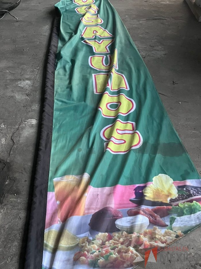 Lote 022 - Bandera publicitaria tipo pluma 3m - Imagen 3