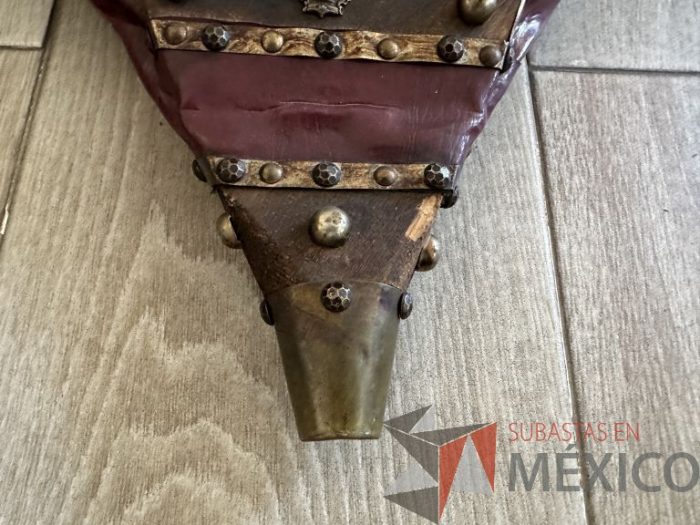 Lote 017 - Soplador de madera con detalles - Imagen 5