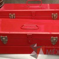 Lote 012 - Lote con 5 piezas de cajas metálicas para herramientas