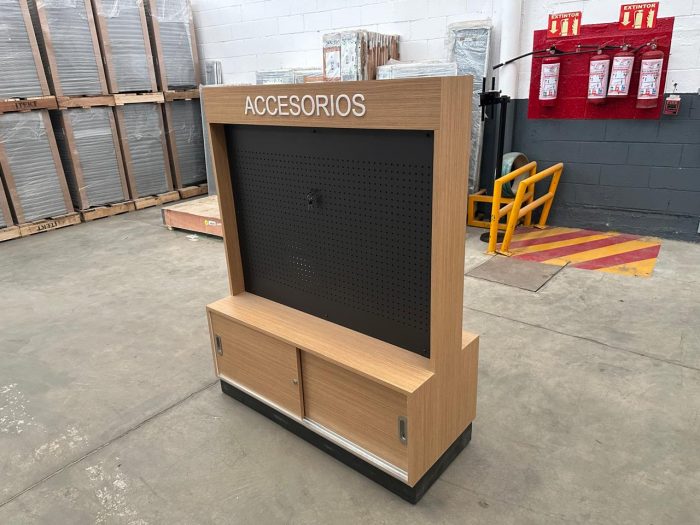 Lote 349 - Exhibidor de dos caras con gabinete de 2 puertas corredizas con chapa - Imagen 8